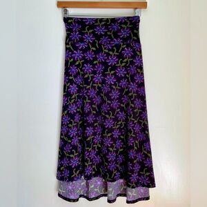 NWT LuLaRoe ‘Azure’ A-line Knee-Length Skirt Black w/ Purple Flowers Size 3X